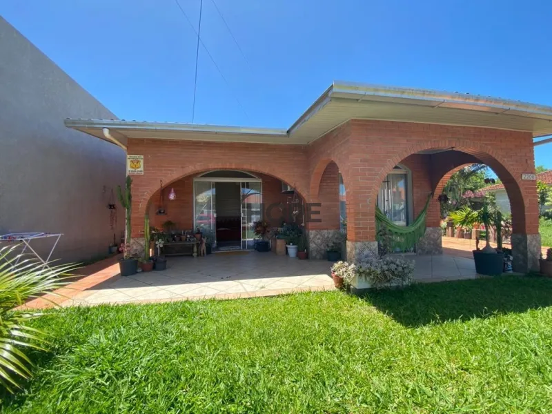 CASA COM 3 DORMITÓRIOS EM XANGRI-LÁ!: 2ª foto da galeria de imagens do imóvel