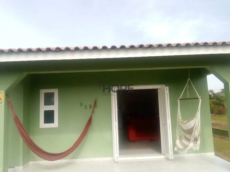 Casa com 2 dormitórios em Capão da Canoa: 3ª foto da galeria de imagens do imóvel