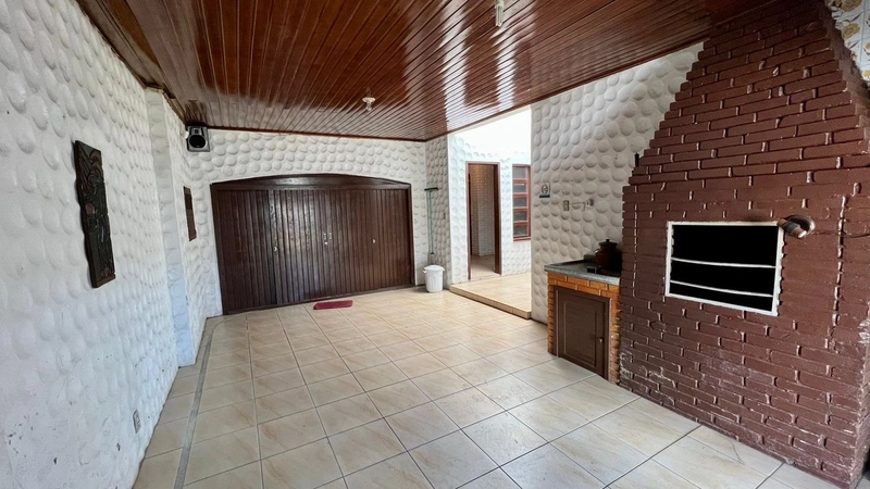 Casa a venda com 4 dormitórios, sendo 2 suítes em Capão da Canoa!: 7ª foto da galeria de imagens do imóvel