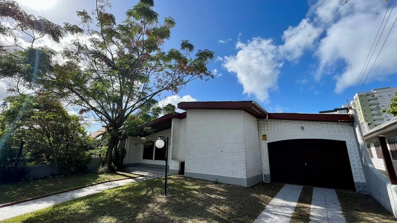 Casa a venda com 4 dormitórios, sendo 2 suítes em Capão da Canoa!: 12ª foto da galeria de imagens do imóvel