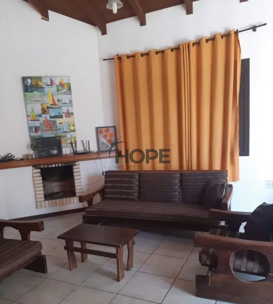 Linda casa com 3 dormitórios em praia de Capão da Canoa: 5ª foto da galeria de imagens do imóvel