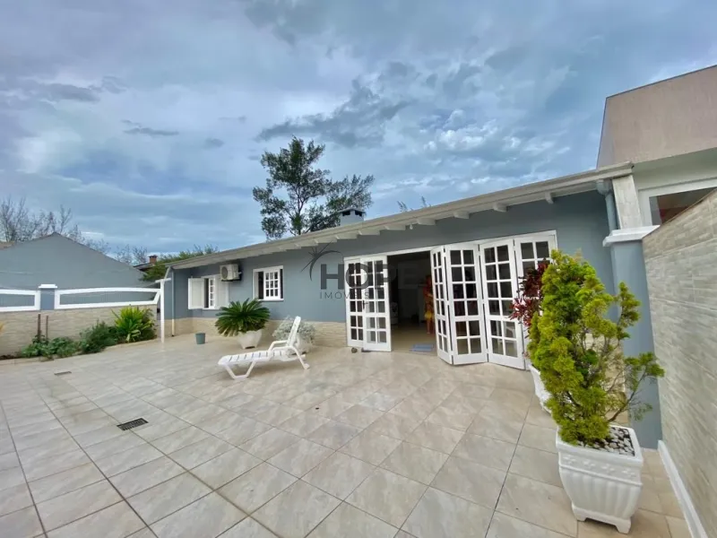Casa composta por 4 dormitórios próxima ao mar de Capão da Canoa!: 11ª foto da galeria de imagens do imóvel