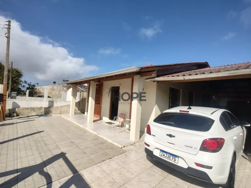 Casa com 4 dormitórios em Atlantida Sul: 12ª foto da galeria de imagens do imóvel