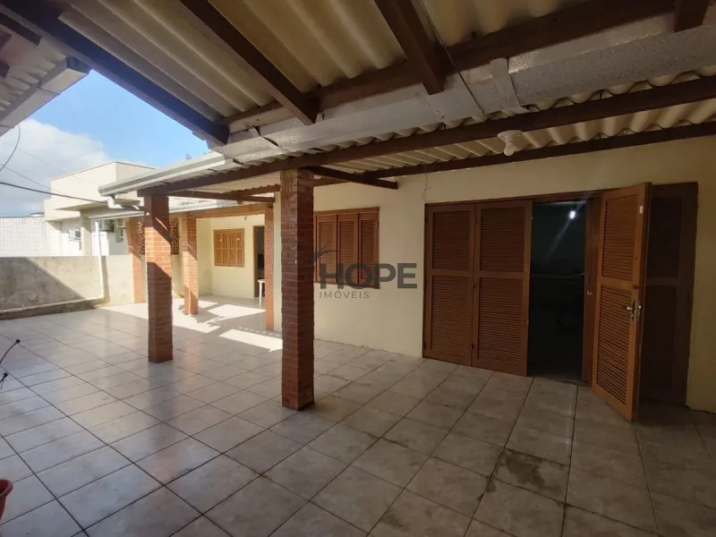 Casa com 4 dormitórios em Atlantida Sul: 19ª foto da galeria de imagens do imóvel