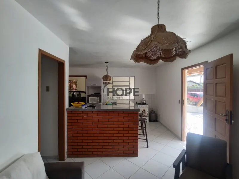 Casa com 4 dormitórios em Atlantida Sul: 8ª foto da galeria de imagens do imóvel