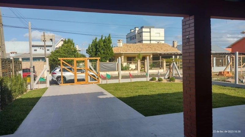 Sobrado a venda com 4 dormitórios em Atlântida Sul: 7ª foto da galeria de imagens do imóvel