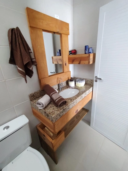 LINDA E ACONCHEGANTE CASA À VENDA EM XANGRI-LÁ: 12ª foto da galeria de imagens do imóvel