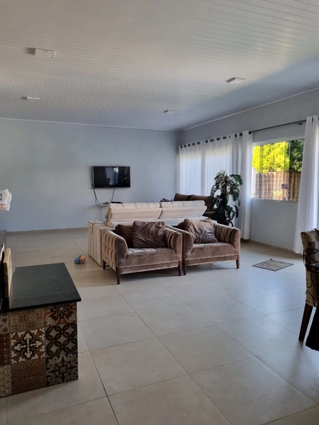 CASA COMPOSTA POR 3 DORMITÓRIOS!: 2ª foto da galeria de imagens do imóvel