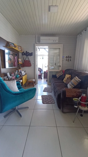 CASA COMPOSTA POR 3 DORMITÓRIOS!: 27ª foto da galeria de imagens do imóvel