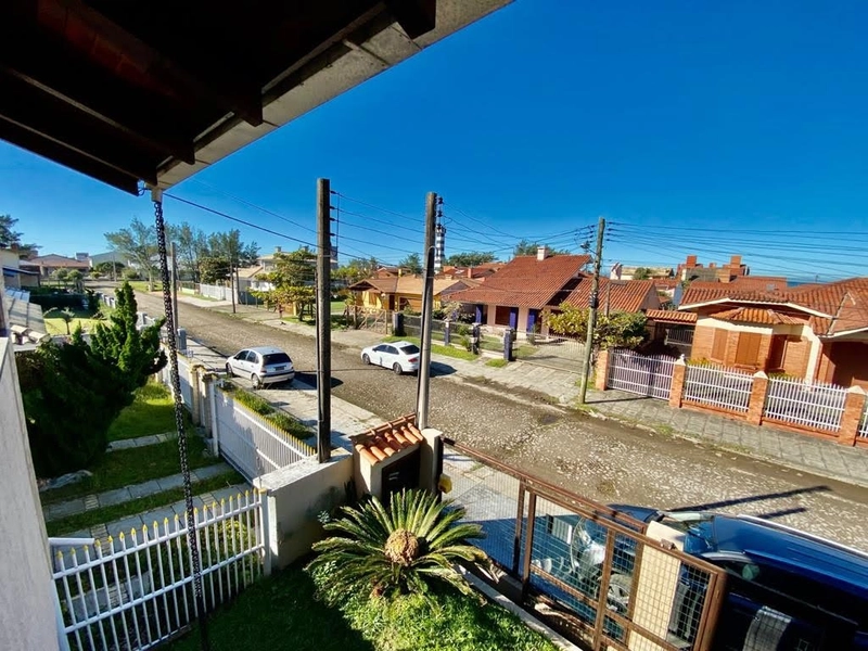 Casas em Bairros: 2ª foto da galeria de imagens do imóvel