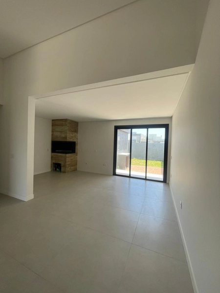 Casa com 3 dormitórios em Capão da Canoa!: 12ª foto da galeria de imagens do imóvel