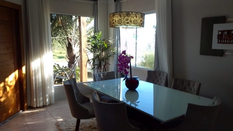 Casa com 3 dormitórios sendo um suíte em praia de Xangri-lá: 4ª foto da galeria de imagens do imóvel