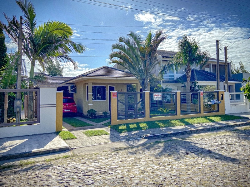 LINDA CASA COM 3 DORMITÓRIOS EM ATLÂNTIDA SUL!: 2ª foto da galeria de imagens do imóvel