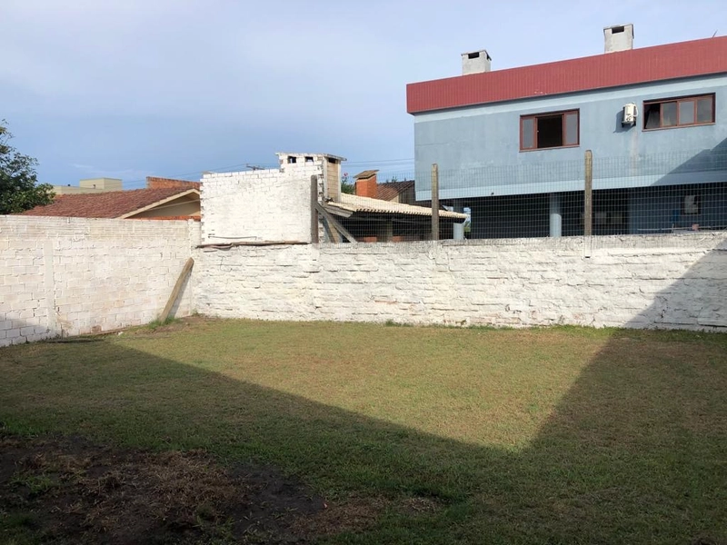 Casa à venda em Capão da Canoa: 3ª foto da galeria de imagens do imóvel