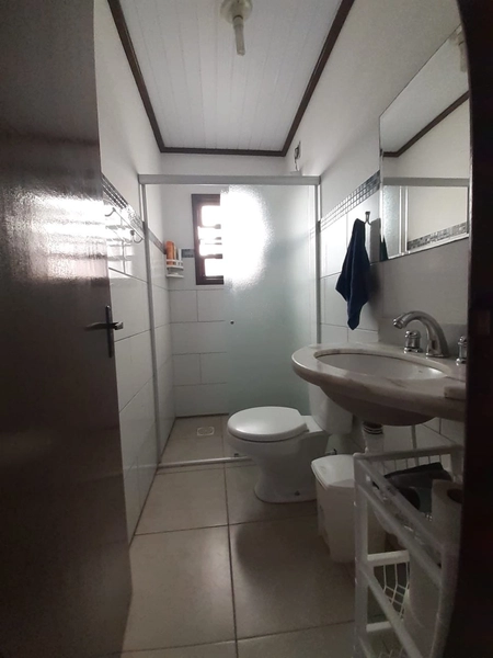 CASA a venda e OFICINA no centro de Xangri-lá: 3ª foto da galeria de imagens do imóvel