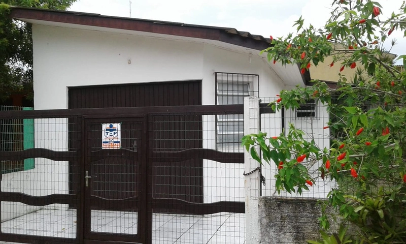 Casa 6 dormitórios em imbé: 2ª foto da galeria de imagens do imóvel