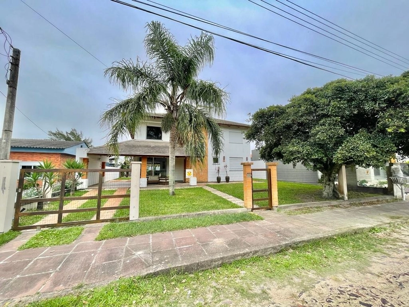 Casa 3 suítes em bairro/ Atlântida: 1ª foto da galeria de imagens do imóvel