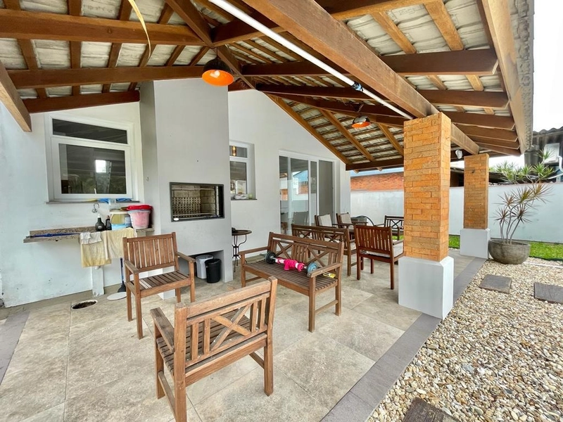 Casa 3 suítes em bairro/ Atlântida: 8ª foto da galeria de imagens do imóvel