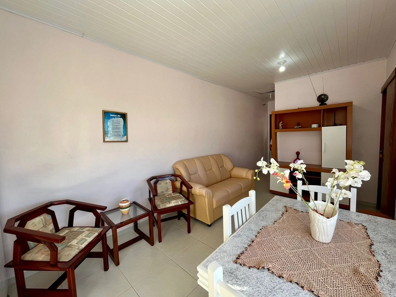 CASA COM 7 DORMITÓRIOS EM ATLÂNTIDA SUL!: 2ª foto da galeria de imagens do imóvel