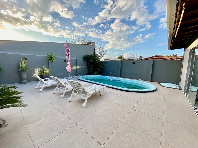 Casa Térrea com Piscina em Capão da Canoa!: 34ª foto da galeria de imagens do imóvel