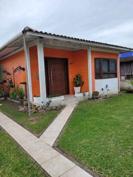 CASA A VENDA NA ZONA NOVA DE CAPÃO DA CANOA - RS: 1ª foto da galeria de imagens do imóvel