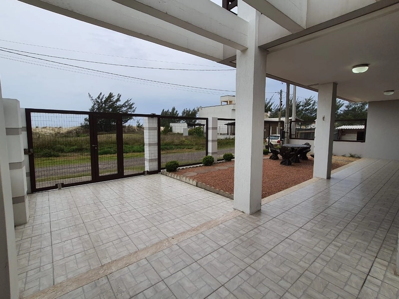 CASA COM 4 DORMITÓRIOS EM CAPÃO DA CANOA!: 6ª foto da galeria de imagens do imóvel