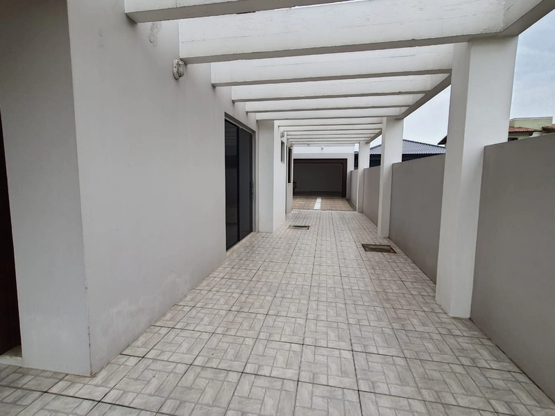 CASA COM 4 DORMITÓRIOS EM CAPÃO DA CANOA!: 28ª foto da galeria de imagens do imóvel