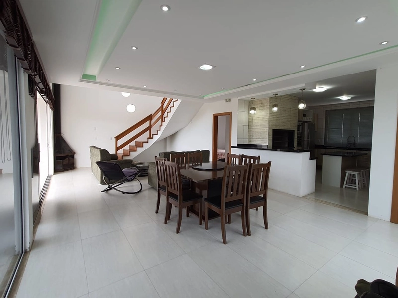 CASA COM 4 DORMITÓRIOS EM CAPÃO DA CANOA!: 3ª foto da galeria de imagens do imóvel