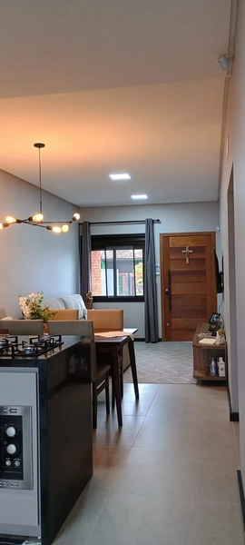 Casa com 2 dormitórios, sendo um suíte em Capão Novo: 5ª foto da galeria de imagens do imóvel