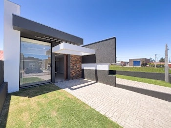 CASA COM 3 DORMITÓRIOS EM CAPÃO DA CANOA!: 25ª foto da galeria de imagens do imóvel
