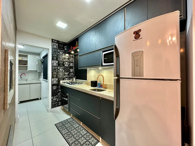 APARTAMENTO MOBILIADO EM UM DOS BAIRROS MAIS DESEJADOS DE CAPÃO!: 5ª foto da galeria de imagens do imóvel