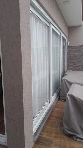 LINDA CASA COM PISCINA E ANEXO À VENDA EM ATLÂNTIDA SUL: 8ª foto da galeria de imagens do imóvel