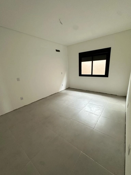 Casa 3 dormitórios sendo 1 suíte americana  em CAPÃO DA CANOA/Zona Nor: 9ª foto da galeria de imagens do imóvel