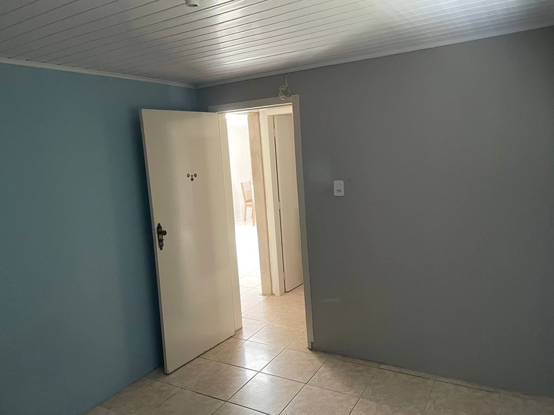 Casa 2 dormitórios em CAPÃO DA CANOA/São Jorge: 3ª foto da galeria de imagens do imóvel