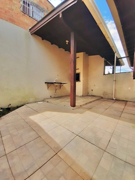 CASA GEMINADA À VENDA NO BAIRRO SANTA LUZIA: 6ª foto da galeria de imagens do imóvel