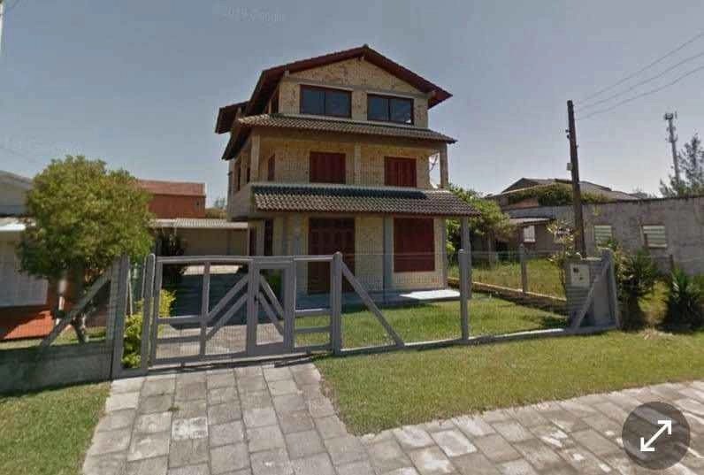 triplex a venda em arroio Teixeira: 1ª foto da galeria de imagens do imóvel