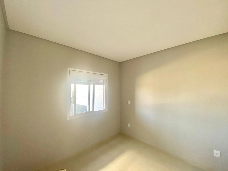 CASA COMPOSTA POR 3 DORMITÓRIOS EM CAPÃO DA CANOA!: 5ª foto da galeria de imagens do imóvel