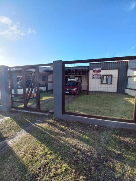 CASA 2 DORMITÓRIOS EM CAPÃO DA CANOA!: 3ª foto da galeria de imagens do imóvel