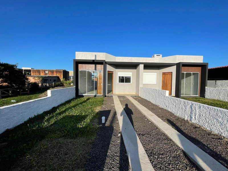 Casa 3 dormitórios em CAPÃO DA CANOA/Praia do Barco: 2ª foto da galeria de imagens do imóvel