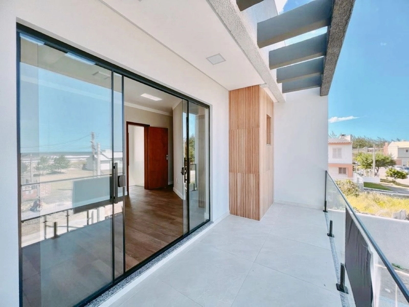 SOBRADO COMPOSTO POR 2 DORMITÓRIOS EM CAPÃO DA CANOA!: 8ª foto da galeria de imagens do imóvel