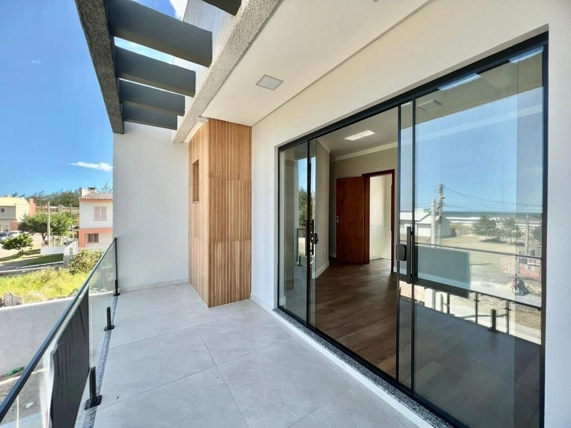 SOBRADO COMPOSTO POR 2 DORMITÓRIOS EM CAPÃO DA CANOA!: 12ª foto da galeria de imagens do imóvel