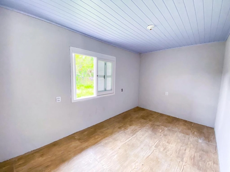 ÓTIMA CASA À VENDA EM CAPÃO NOVO!: 3ª foto da galeria de imagens do imóvel