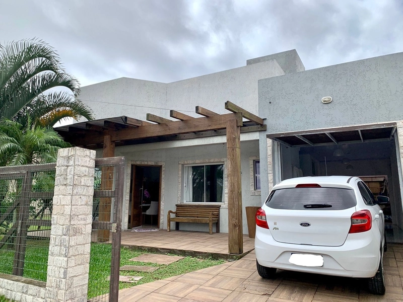 ÓTIMA CASA À VENDA EM XANGRI-LÁ!: 1ª foto da galeria de imagens do imóvel