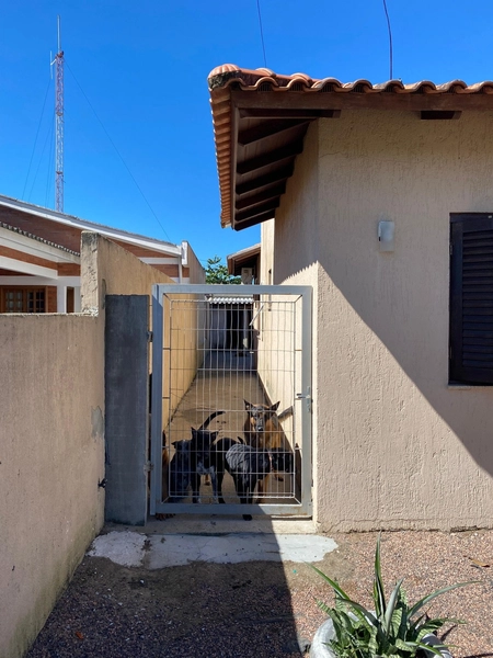 LINDA CASA À VENDA EM CAPÃO NOVO!: 7ª foto da galeria de imagens do imóvel