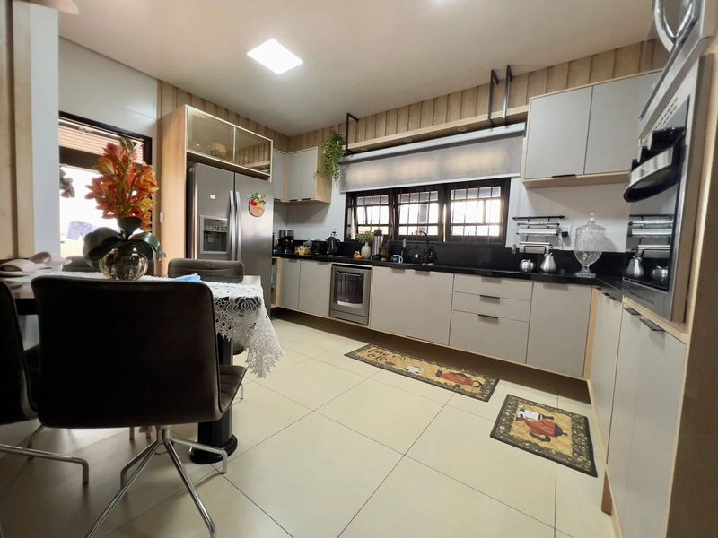 Casa alto padrão em Ijuí: 7ª foto da galeria de imagens do imóvel