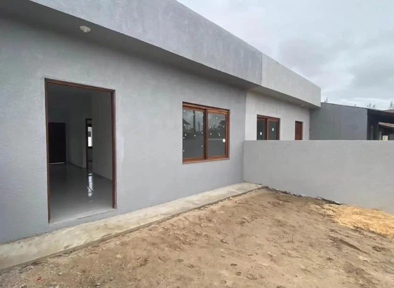 ÓTIMA CASA NUNCA HABITADA À VENDA EM ATLÂNTIDA SUL!