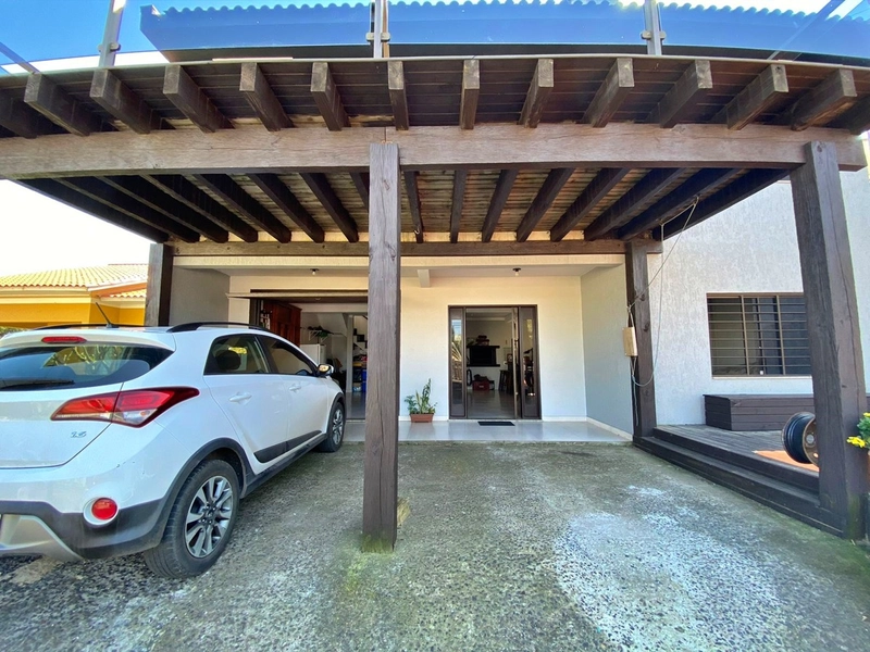 LINDO SOBRADO À VENDA NO CENTRO DE XANGRI-LÁ!: 6ª foto da galeria de imagens do imóvel