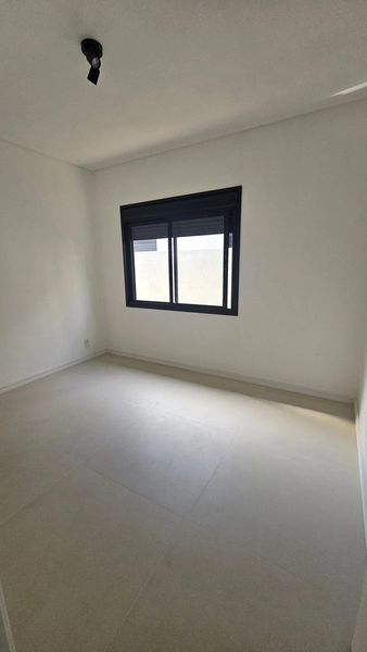 CASA 2 DORMITÓRIOS COM SUÍTE E PISCINA EM XANGRI-LÁ/RAINHA DO MAR: 10ª foto da galeria de imagens do imóvel