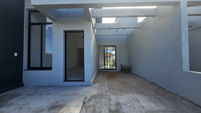 CASA 2 DORMITÓRIOS COM SUÍTE E PISCINA EM XANGRI-LÁ/RAINHA DO MAR: 17ª foto da galeria de imagens do imóvel