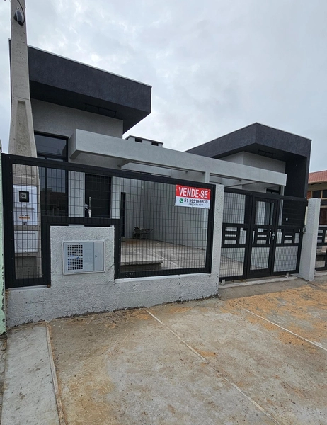 CASA 2 DORMITÓRIOS COM SUÍTE E PISCINA EM XANGRI-LÁ/RAINHA DO MAR: 7ª foto da galeria de imagens do imóvel
